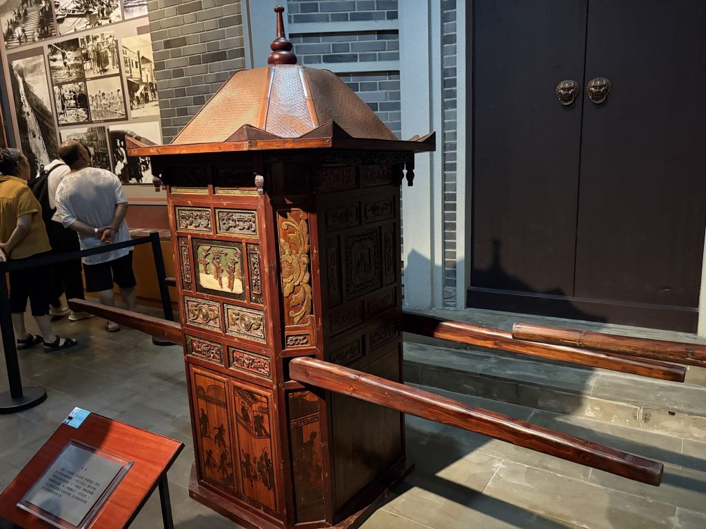 花轎 bridal sedan chair
