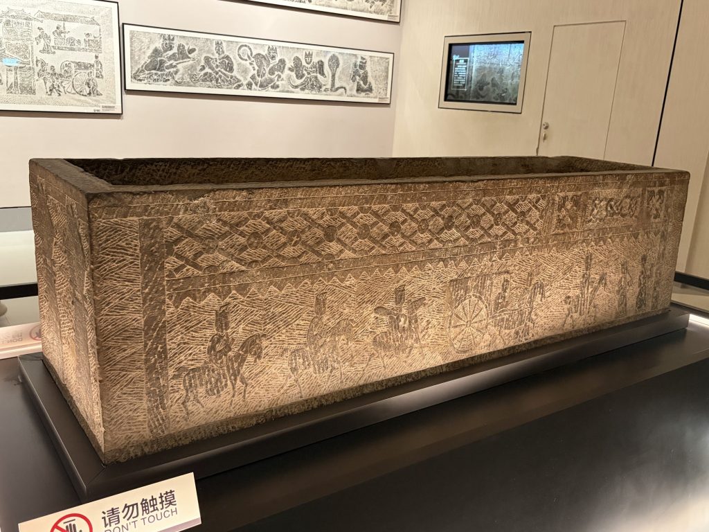 石棺 stone sarcophagus