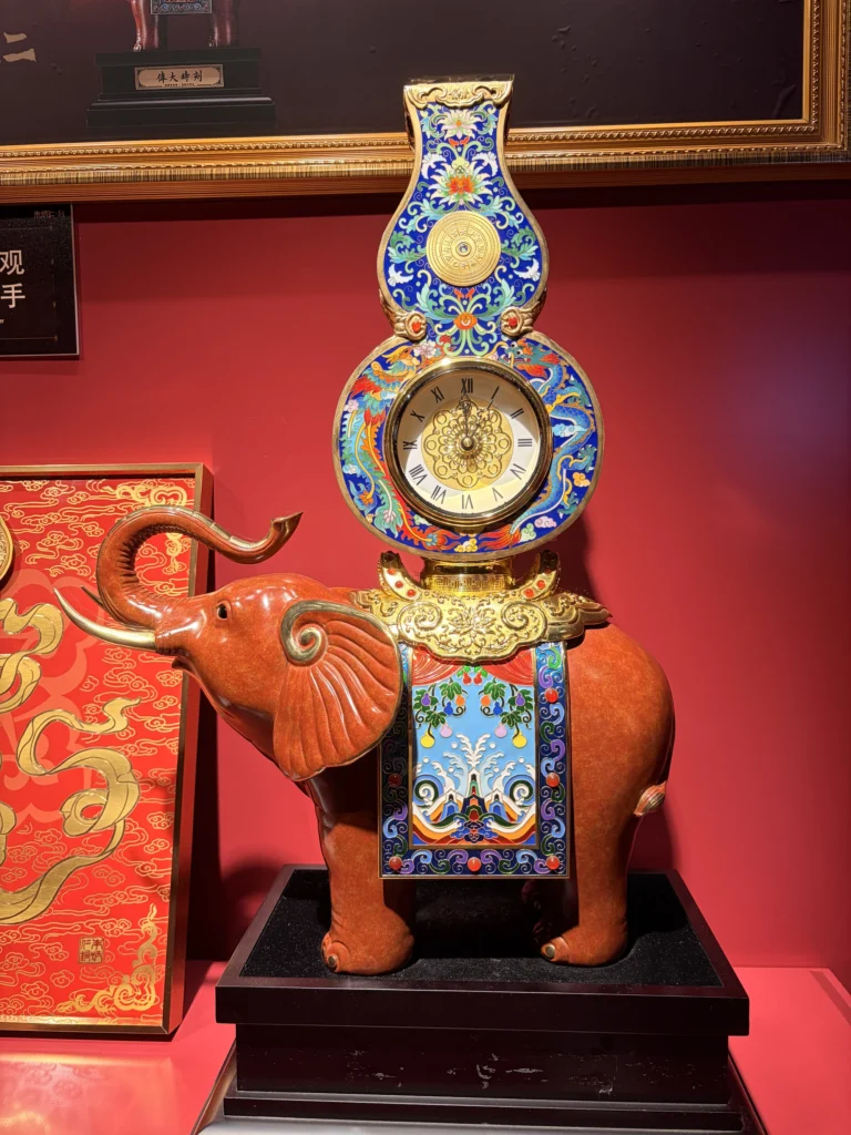 銅大象和時鐘 Bronze Elephant and Clock