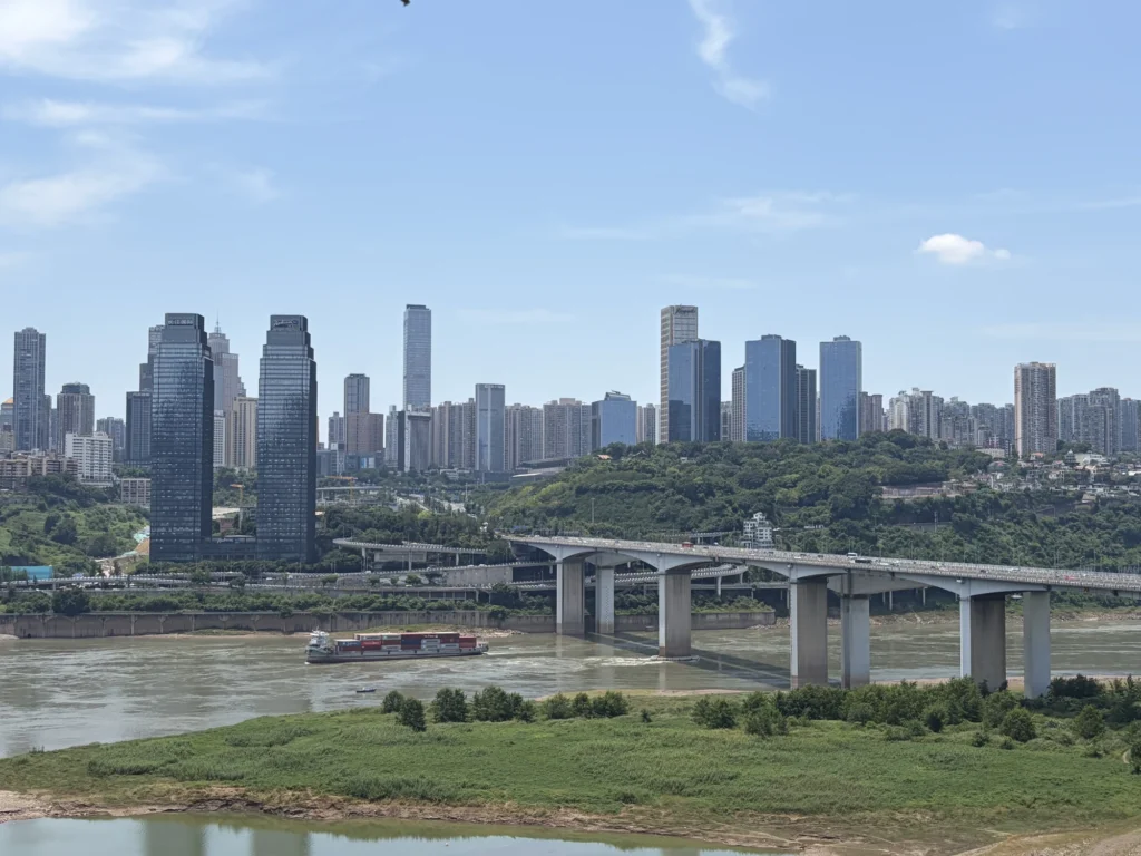 懸空棧道的視野 View from the cliffside boardwalk