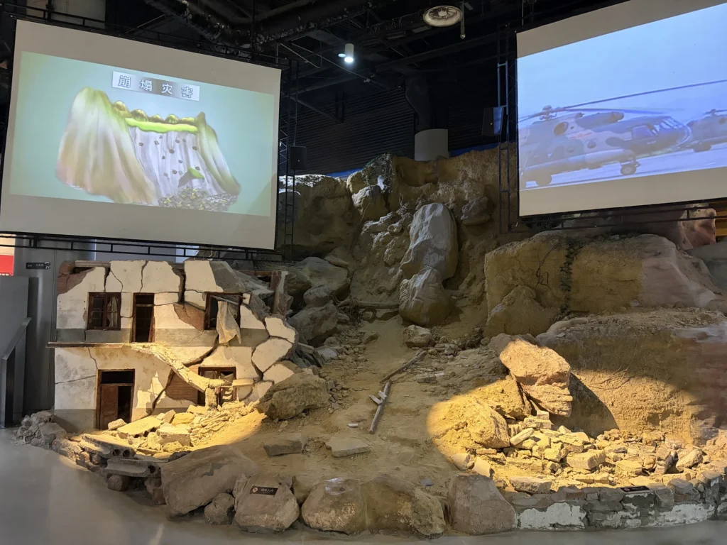 土石流情境還原 Recreated debris-flow scene