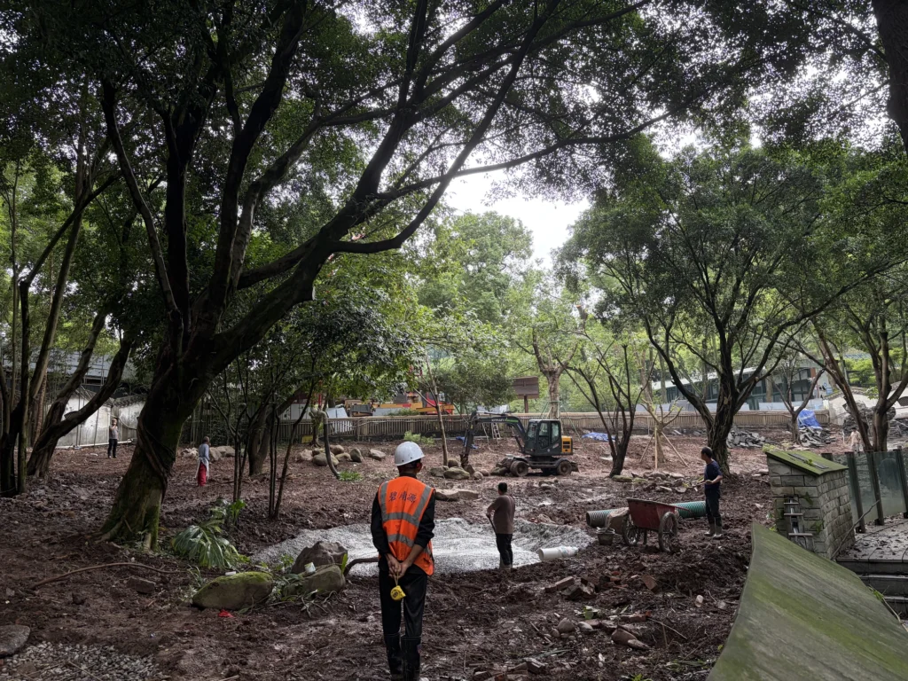 Wading bird enclosure under renovation | 改建中的涉禽館
