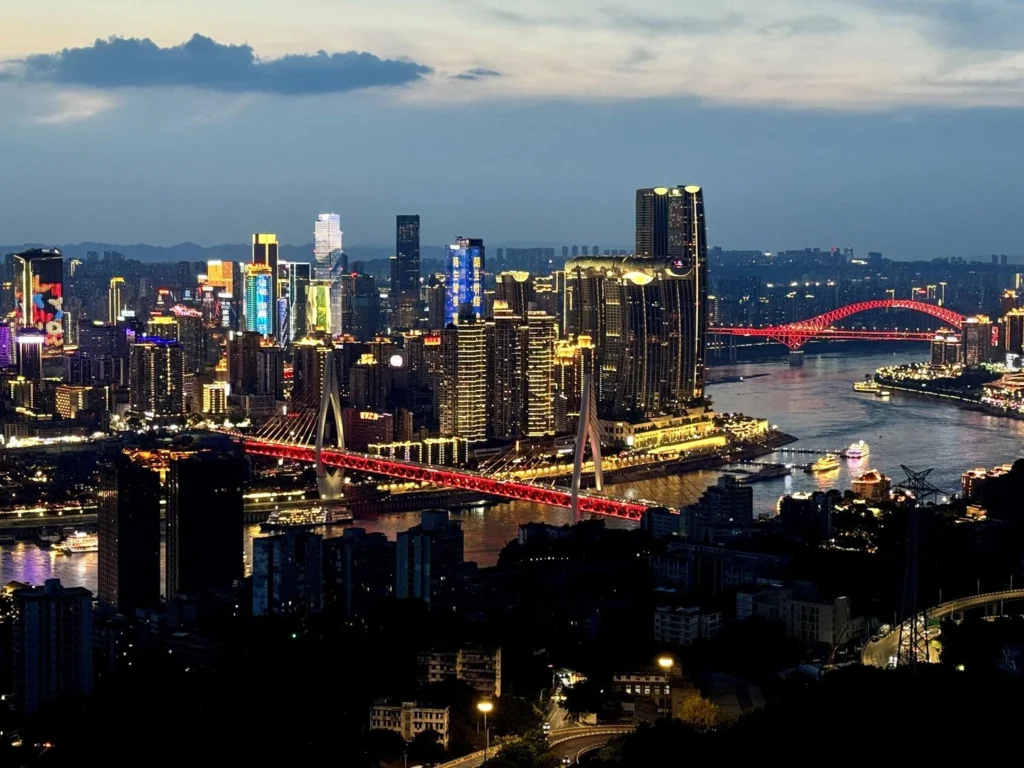 南山一棵樹觀景平台看到的夜景 Night view from Nanshan Yikeshu Observation Deck
